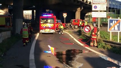 Marseille : un camion se renverse à la sortie de l'A55