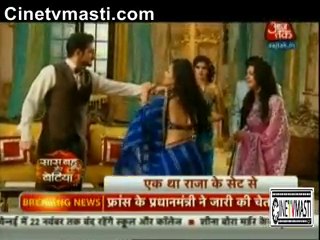 Ranaji Ne Gusse Mein Aakar Uthayi Gayatri Par Bandhuk Jisse Jisse Gayatri Hue Zakhami - 19th November 2015 - Ek Tha Raja Ek Thi Rani