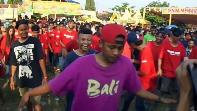 Dangdut Koplo HOT 2015 HD _ Special Biduan ROK KETAT Goyang NGANGKANG