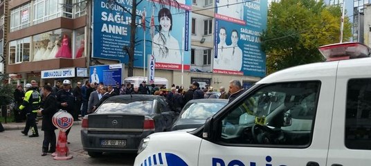 Hastanede dehşet... Kavgayı ayırmaya giden doktor defalarca bıçaklanarak öldürüldü