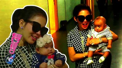 Berpose dengan Ponakan, Syahrini Kebelet Pipis - Cumicam 19 November 2015