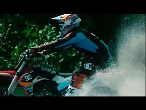 TEK KELİMEYLE MUHTEŞEM .İYİ SEYİRLER