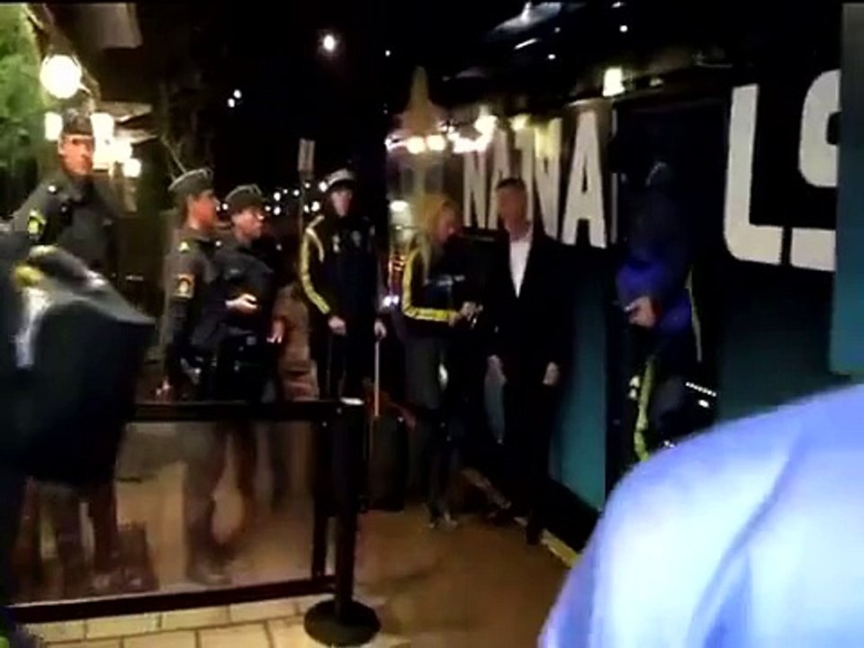 Kadın polis Zlatan'ı görünce...