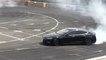 Un japonais fait du Drifting avec la TESLA Model S