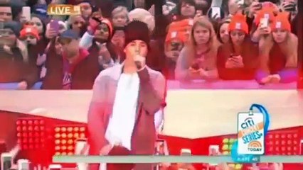 Justin Bieber & Halsey Perform ‘The Feeling’ PLUS Big Sean Cameo on the Toda