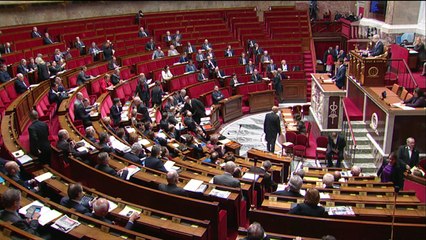 Tres meses más de estado de emergencia en Francia