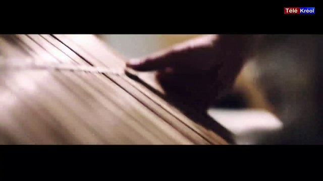 tele kréol en live de Ile de la reunion island (AUTO-RECORD) (2015-11-19 16:35:36 - 2015-11-19 16:37:04)