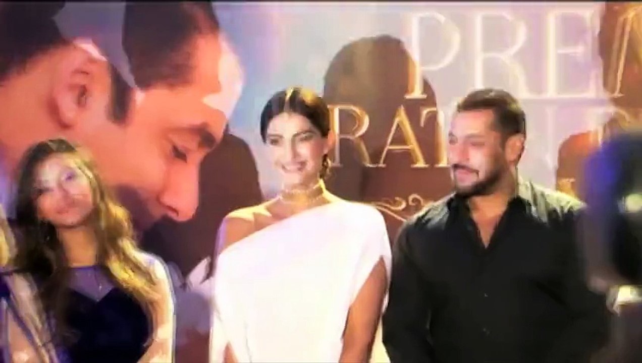 Sonam Kapoor Enjoy Holidays In Dubai _ PRDP Success _ Bollywood Gossips