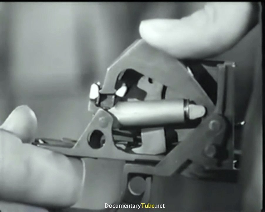 HOW IT WORKS: M 1 Garand WWII Rifle (720p)