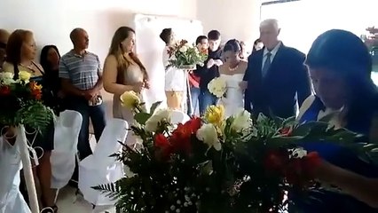 Este trompetista arruinó la marcha nupcial de una boda