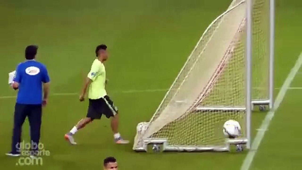 Neymar  practice in ground