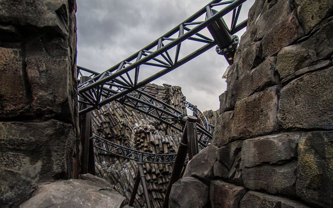 4ème vidéo pour la construction de Taron à Phantasialand