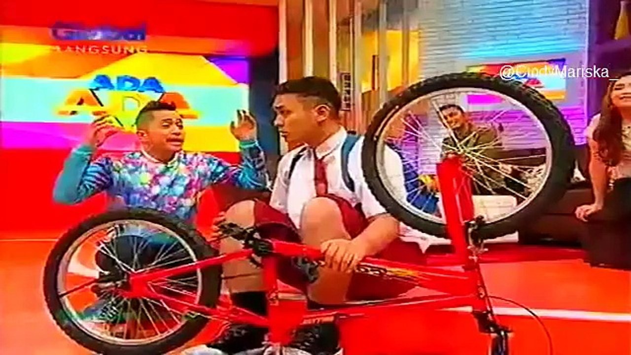 Totalitas! Gilang Dirga akting jadi Ebi @Ada Ada Aja GlobalTV 17/3/2015