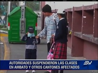 Clases se suspenden en 5 cantones por caída de ceniza del Tungurahua