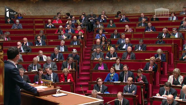 Manuel Valls: Il peut y avoir le risque d'armes chimiques ou bactériologiques