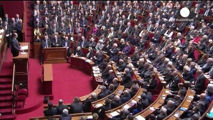 تمديد حالة الطوارئ في فرنسا