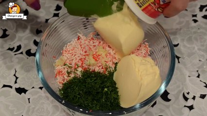 Восточные гренки из лаваша и крабовых палочек