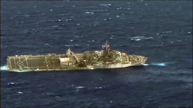 USS Ogden Sunk by Naval Strike Missile SINKEX RIMPAC 2014