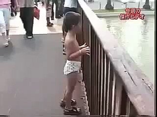 Water Park Funny Child Falling-QzM2grReFro