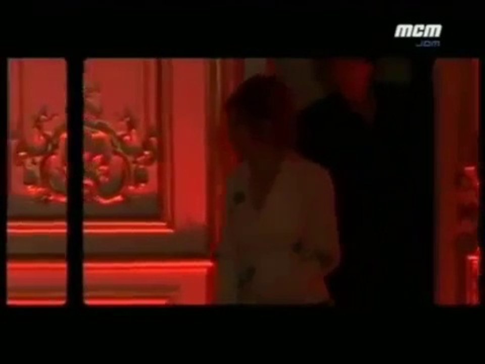 Mylène Farmer - Conférence de Presse - 2005 - MCM