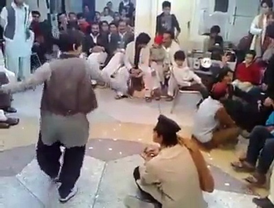 Pashto Funny Dancingg Pathan