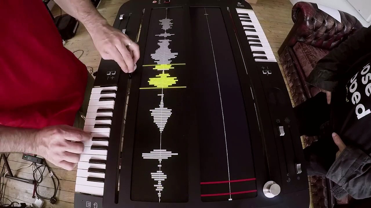 Crazy synthesiser demo