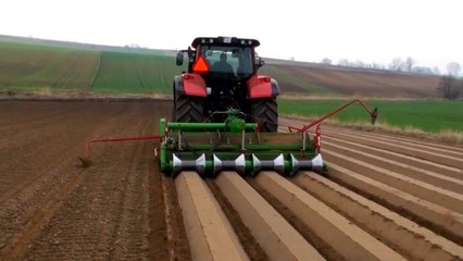 Böyle Çiftlik Makinesi Gördünüz Mü?