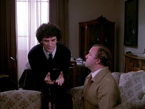 Ricomincio da tre. Clip: Tu tieni un complesso in capa