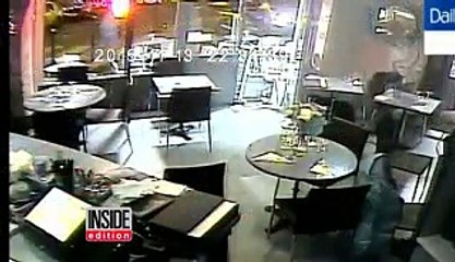 Strage di Parigi: il fucile del killer s'inceppa, due donne si salvano