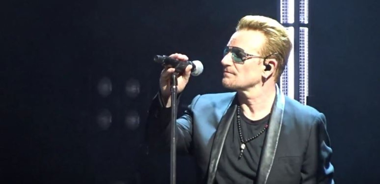 U2 dédie "City Of Blinding Lights" aux victimes des attentats à Paris