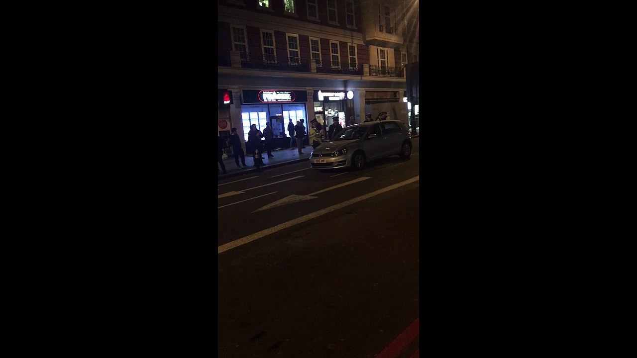 Abandoned car causes Baker Street bomb scare