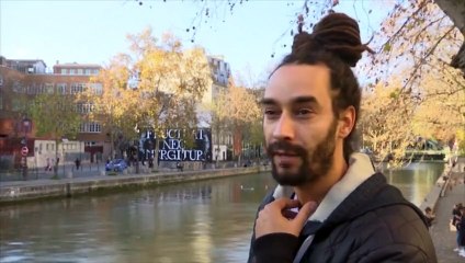 Attentats: le chanteur Taïro attaché plus que jamais à son quartier