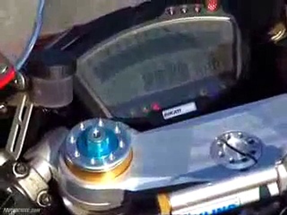 2010 Literbike Motorcycle Shootout - Aprilia RSV4 Factory vs. Ducati 1198S vs. KTM RC8R