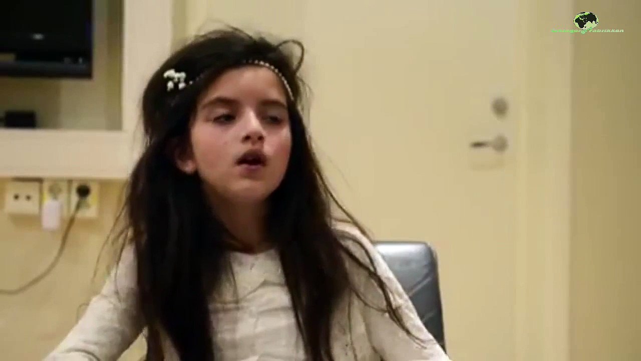 Angelina Jordan in exercise