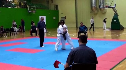 Incroyable Kick en Karaté féminin