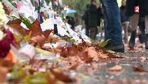 Attentats de Paris : les Parisiens continuent de rendre hommage aux victimes