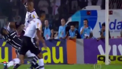 Vasco’s Rodrigo sent off for reckless MMA head kick on Corinthians’ Malcom