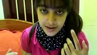 Pakistani Girl Singing Awesom Voice.mp4