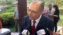 Governador de São Paulo Geraldo Alckmin fala em encontro de lideranças no Espírito Santo
