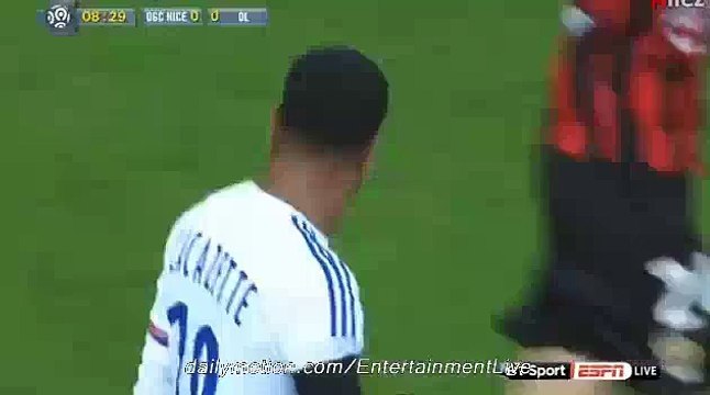 Alexandre Lacazette Incredible Skills & SHOOT NICE 0-0 LYON LIGUE 1 20.11.2015 HD