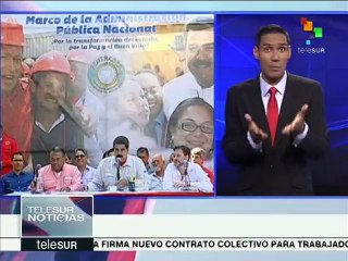 Venezuela: firma Nicolás Maduro convenio de trabajadores públicos