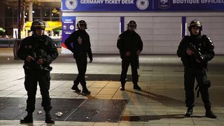 Two Paris suicide bombers came through Greece – prosecutor