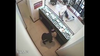 Robber Gets New Idea Placed Into His Head