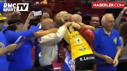 Fransız Voleybolcu Victoria Ravva, Veda Etti