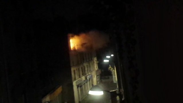 Attentats Paris : explosion du kamikaze à Saint-Denis