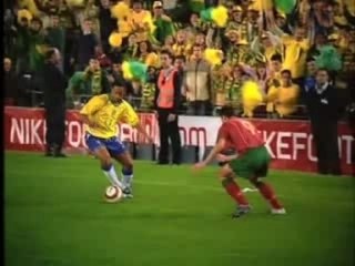 Ronaldinho VS C.Ronaldo
