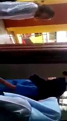 (Video) Pelajar Perempuan SMK Sematan Ditampar, Diterajang Rakan Sekelas