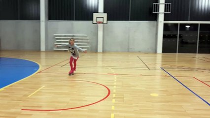 20151120_205120_Lauralee_assises