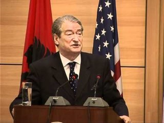 Debat për financat e vendoreve - Vizion Plus - News - Lajme