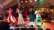 Pakistani Mehndi Dance One Girl With Boys 2015